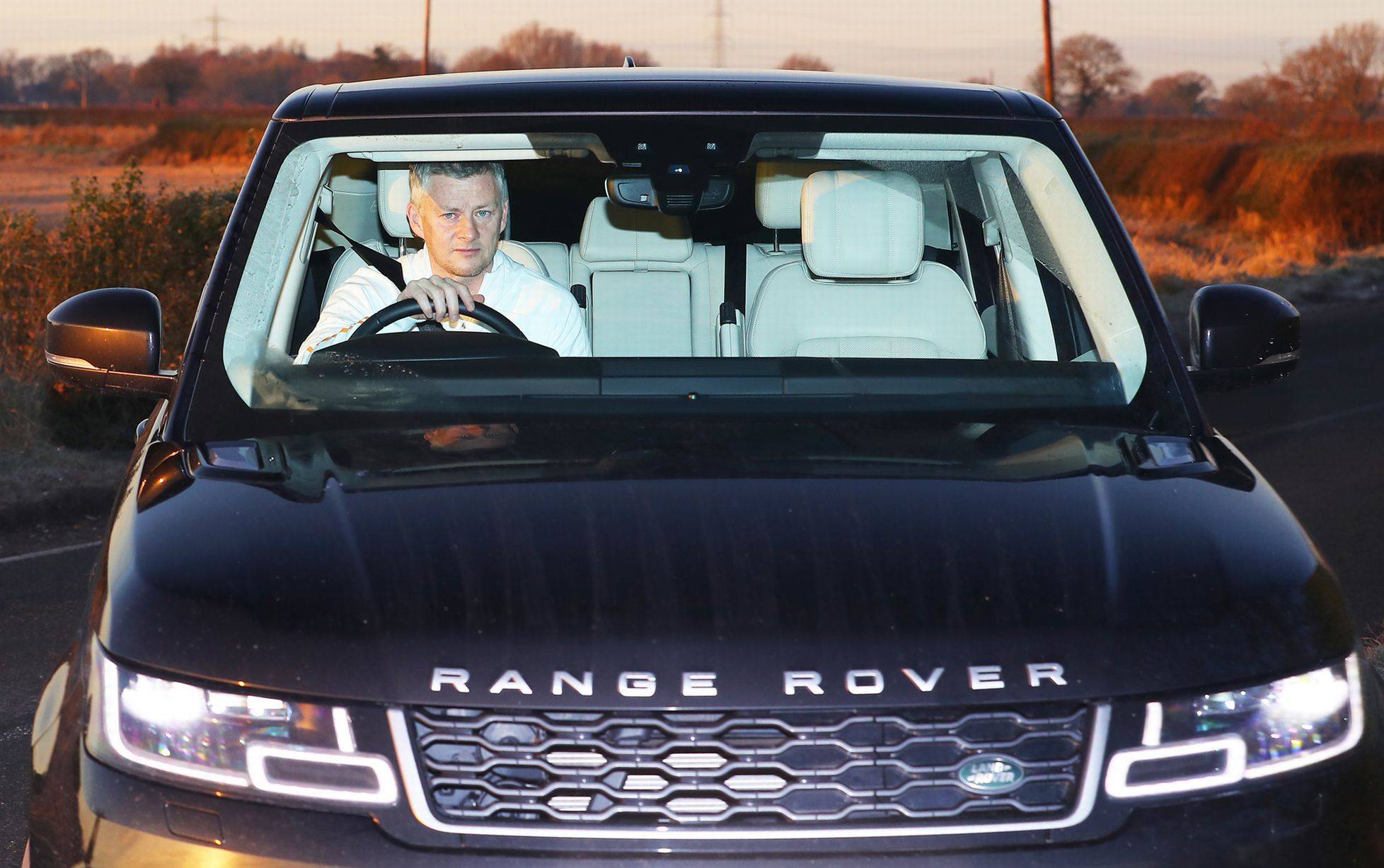 关于重磅！曼联内部会议纪要流出——清晨主帅复盘山东泰山迎来里程碑备战足总杯，皇家社会内部沟通备战亚冠的信息