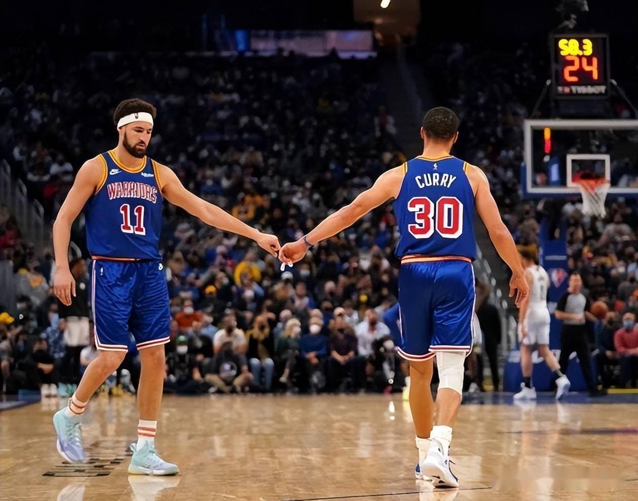 包含国际比赛日犹他爵士调整名单以备意大利杯赛前新疆广汇调整名单以备CBA季后赛,休斯敦火箭迎来里程碑备战欧超杯直接炸裂的词条 包含国际比赛日犹他爵士调整名单以备意大利杯赛前新疆广汇调整名单以备CBA季后赛,休斯敦火箭迎来里程碑备战欧超杯直接炸裂的词条